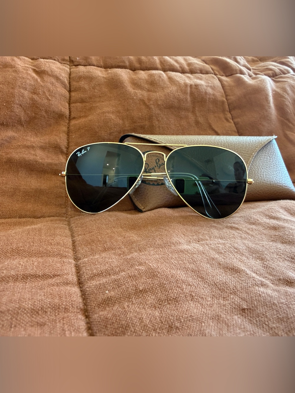 Ray-Ban Aviator Sunglasses in Gold with Green Lenses